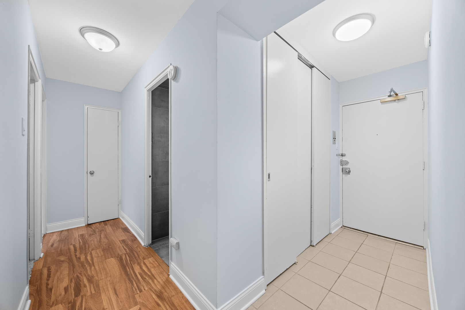 6118 N Sheridan Road 304 Property Photo 11