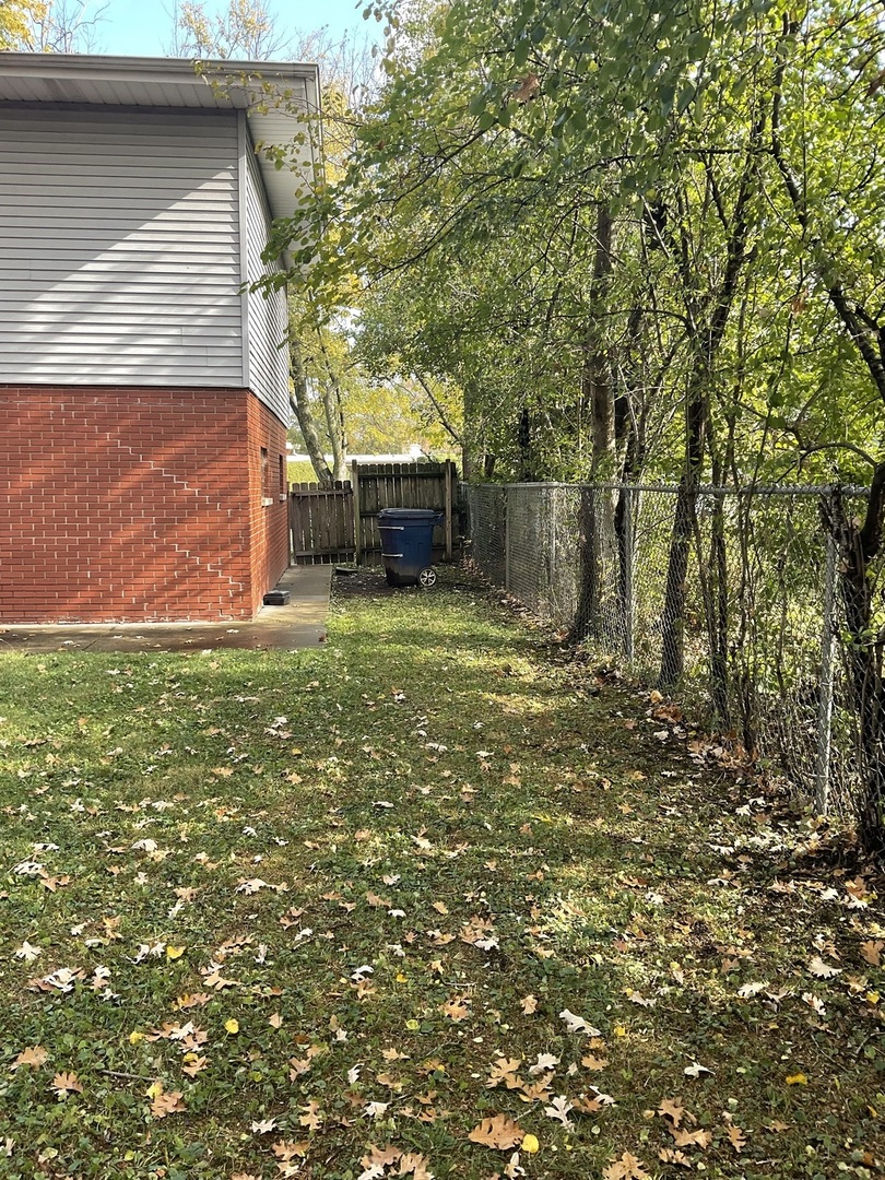 2716 Chariot Ln Property Photo 18