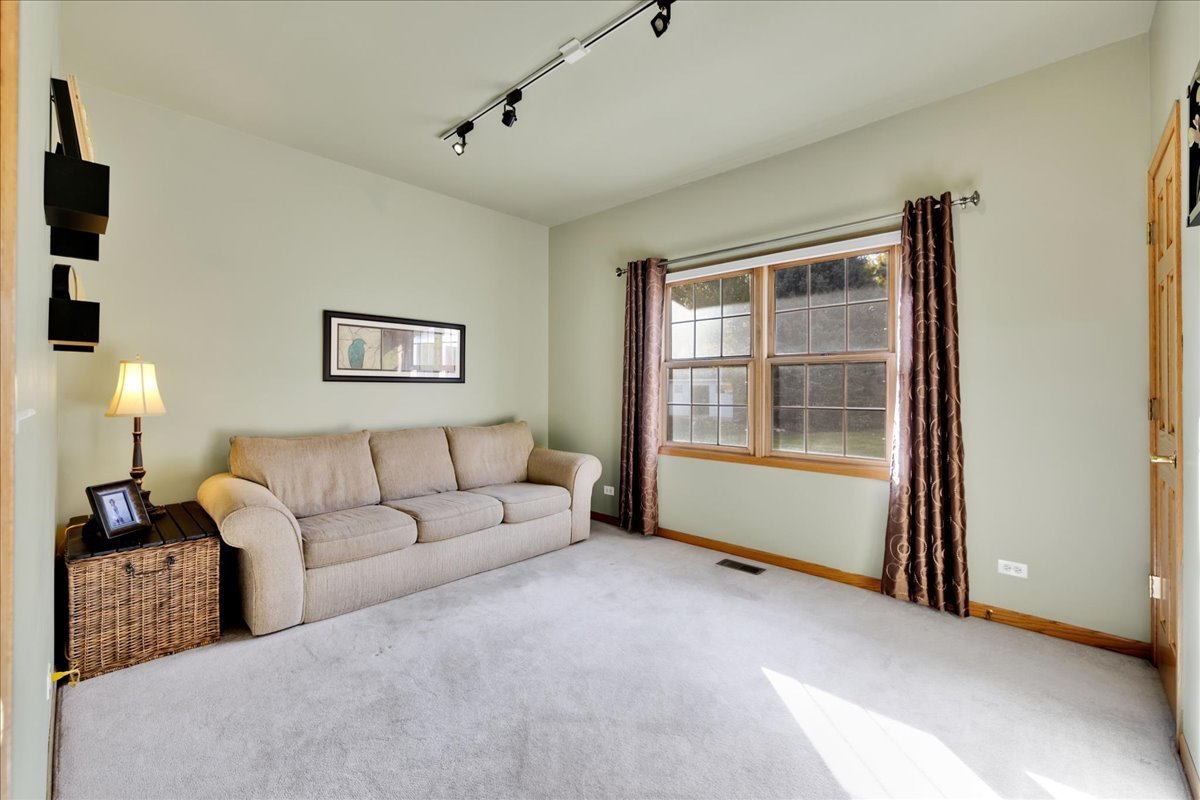 170 Plumtree Lane Property Photo 18