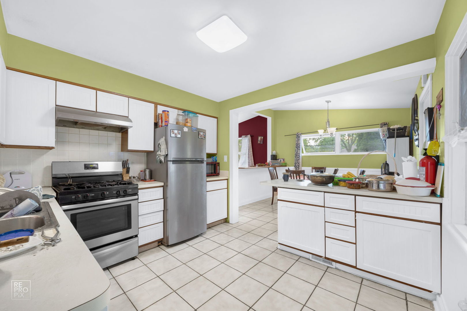 243 Barron St Property Photo 8
