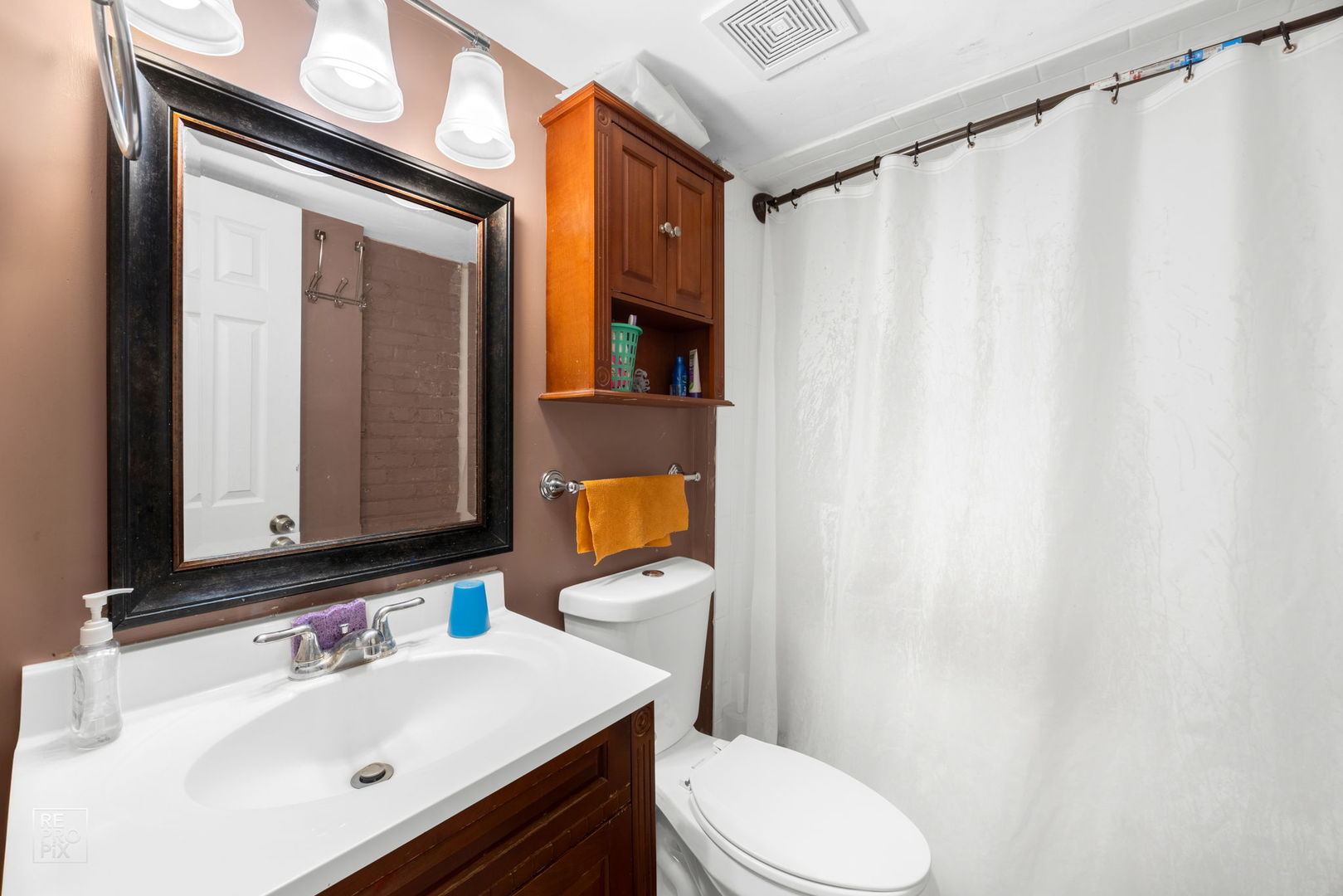 243 Barron St Property Photo 18