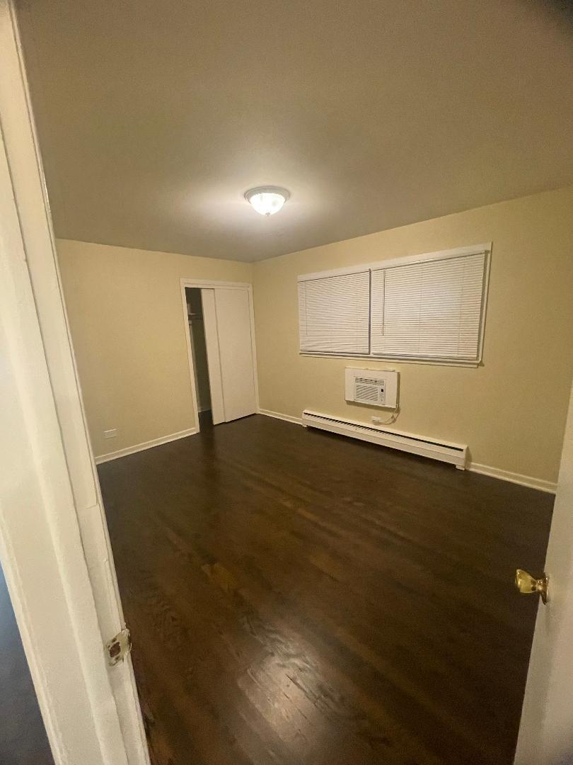 7530 N Damen Avenue 1 Property Photo 6