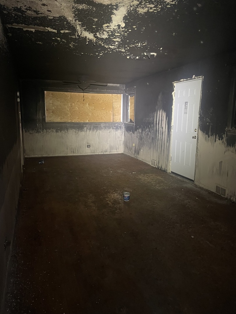 12720 S Morgan St Property Photo 2
