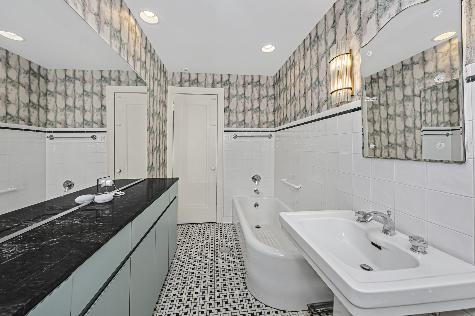 3920 N Lake Shore Drive 3s Property Photo 28