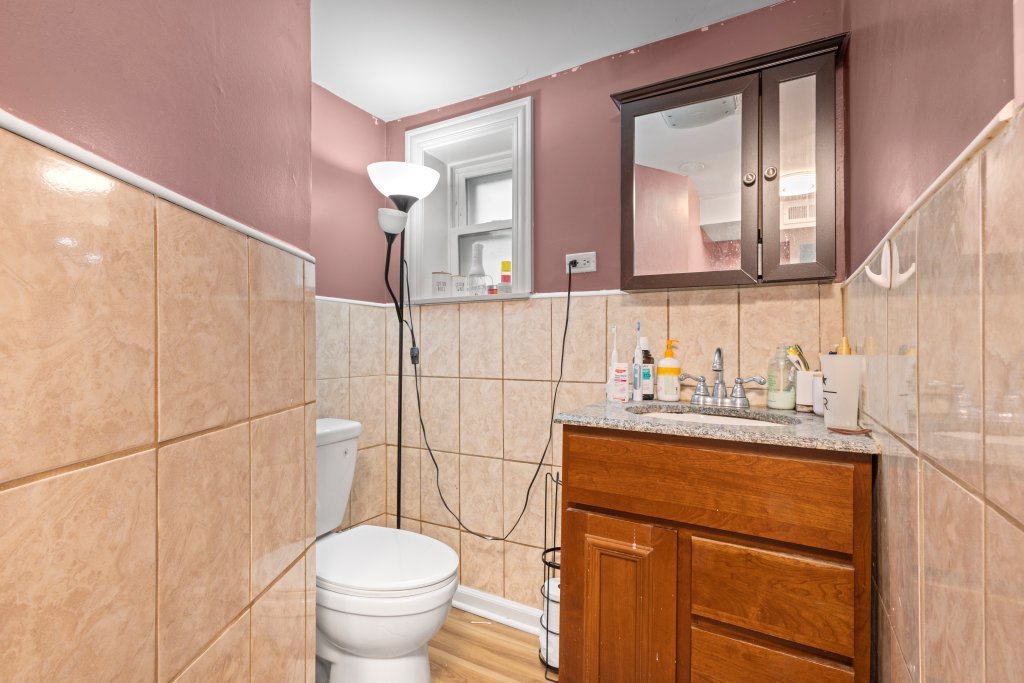 4910 S Keeler Avenue Property Photo 21