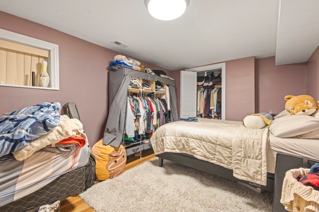 4910 S Keeler Avenue Property Photo 22