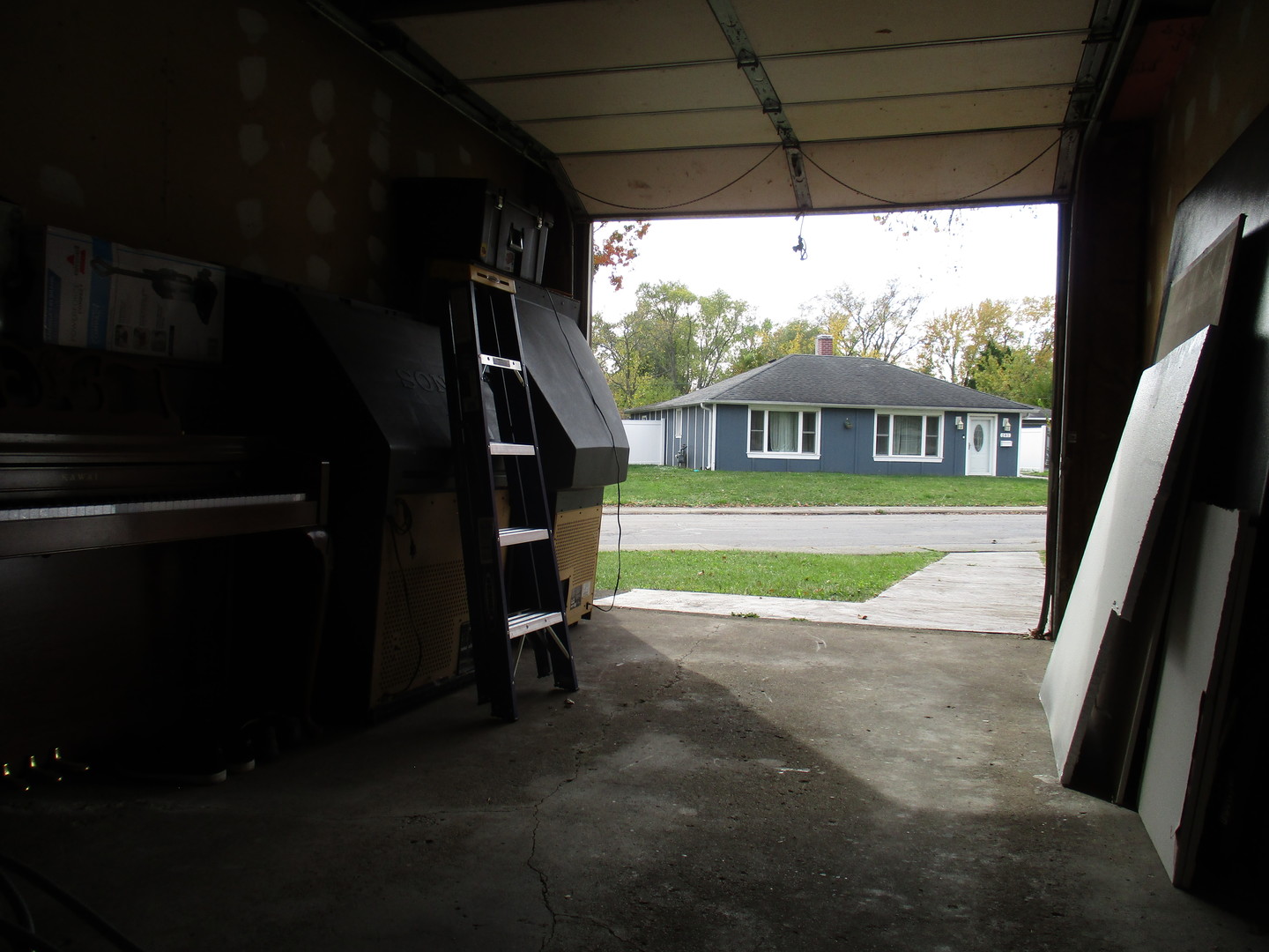 240 Mantua St Property Photo 16