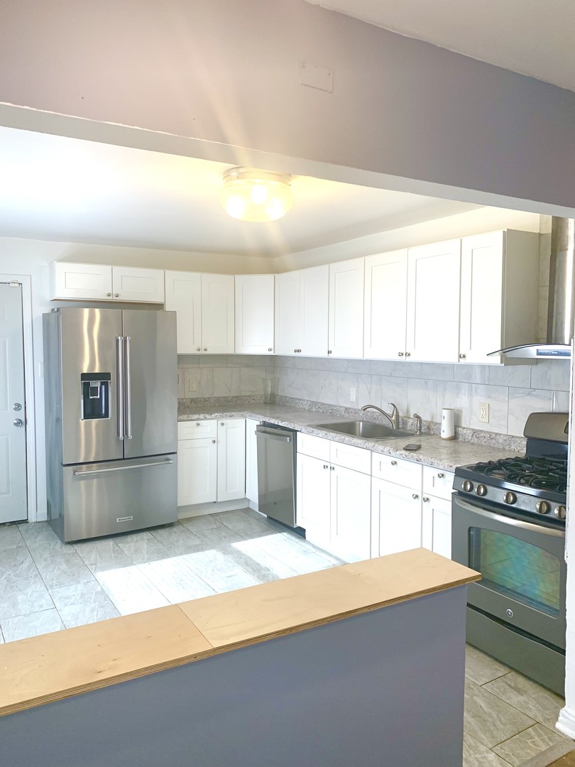 2053 219th Place Property Photo 3
