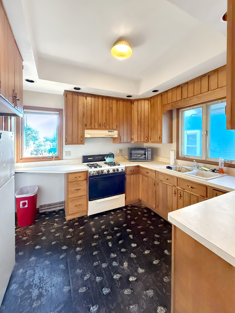 103 E Roosevelt Street Property Photo 6