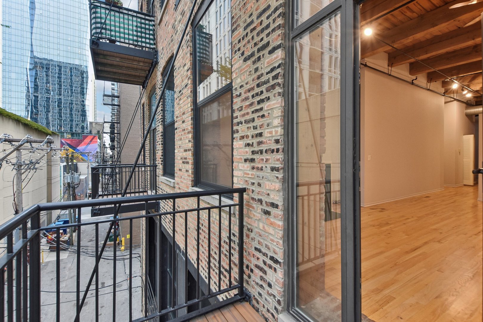 1243 S Wabash Avenue 304 Property Photo 19