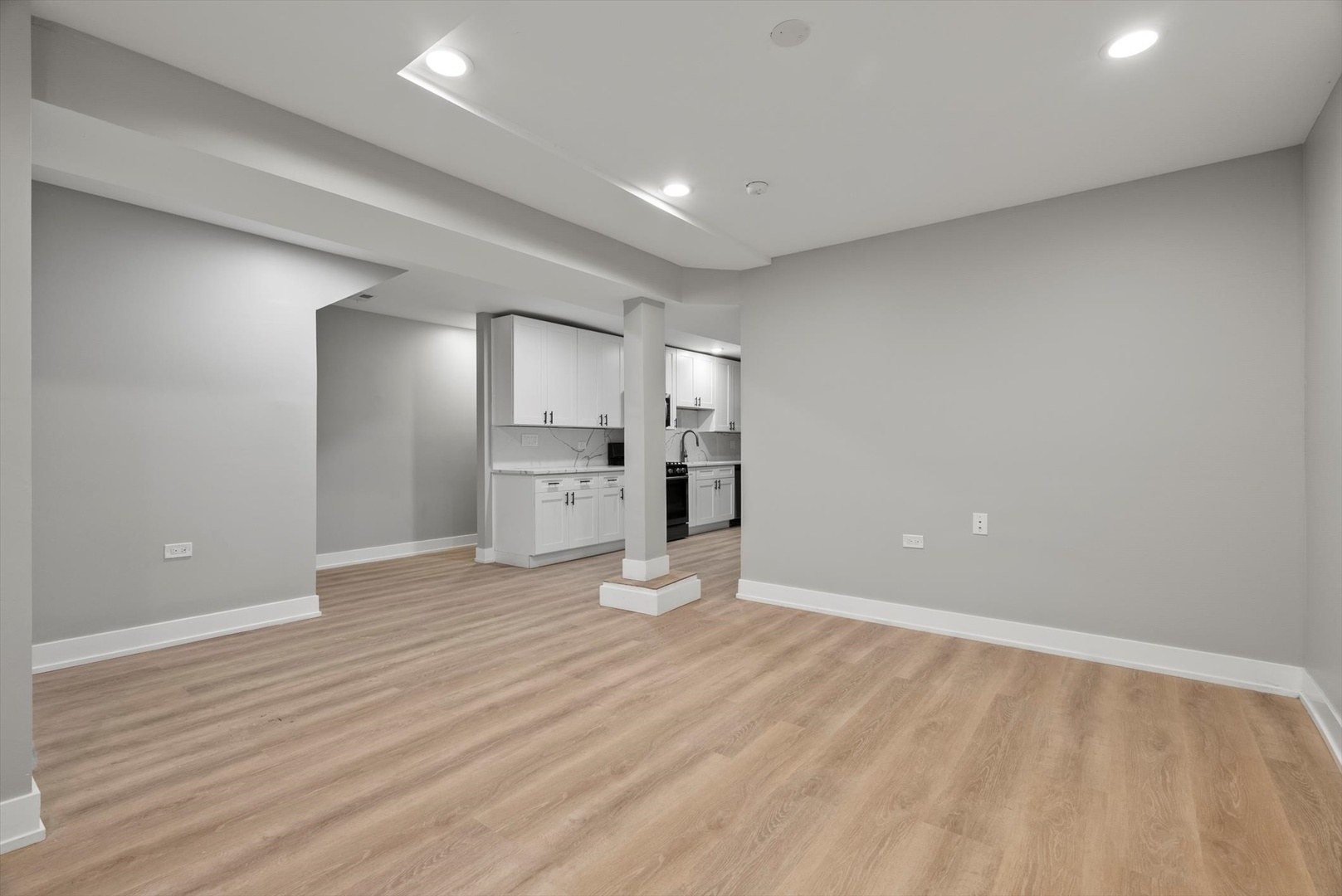 5127 S Indiana Avenue Gf Property Photo 10