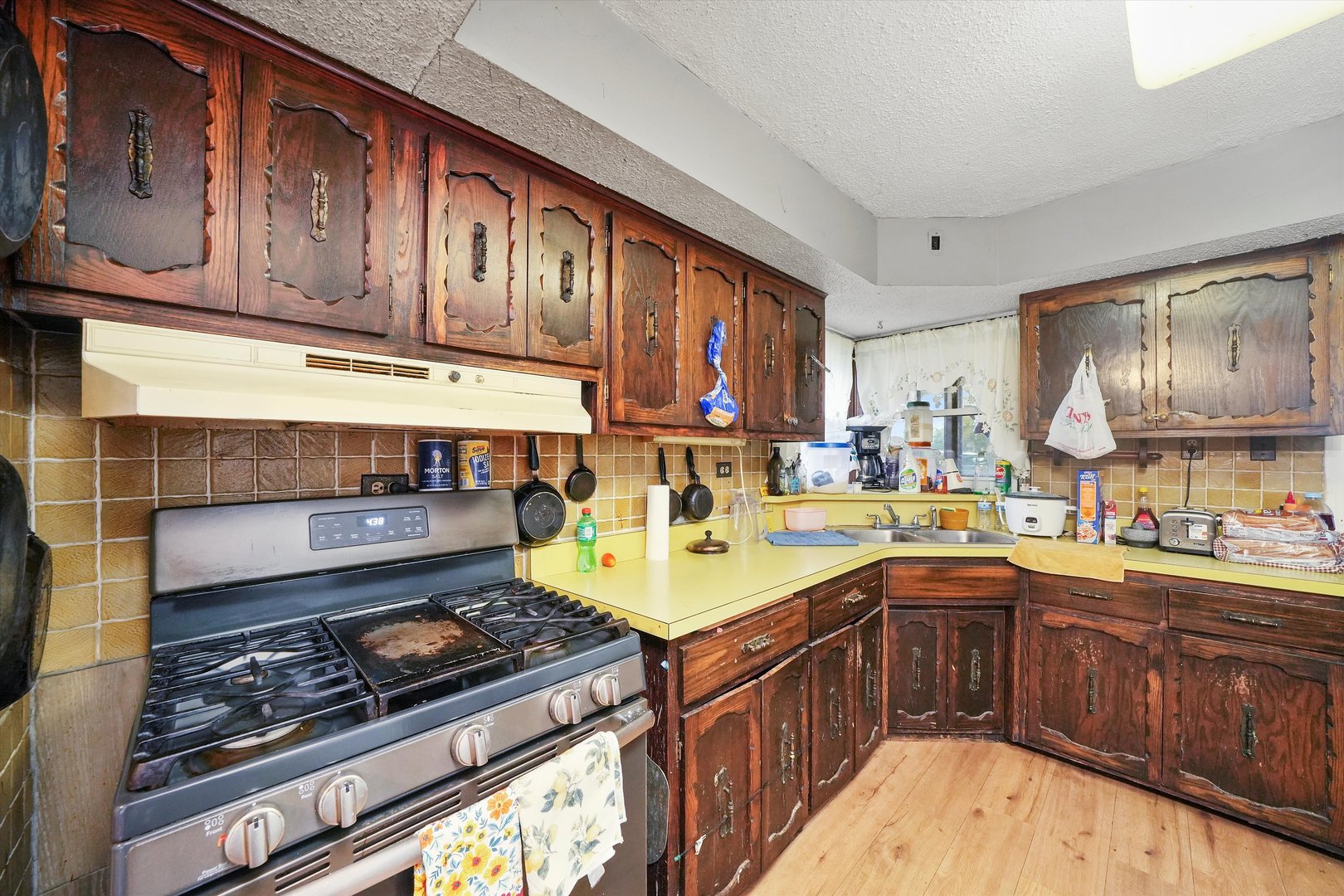 8601 Natchez Avenue Property Photo 12