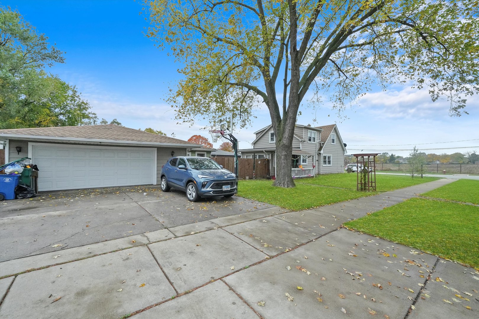 8601 Natchez Avenue Property Photo 28
