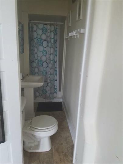 211 E Stephenson St Property Photo 25