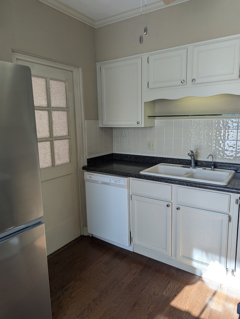441 W Exchange Street 302 Property Photo 5