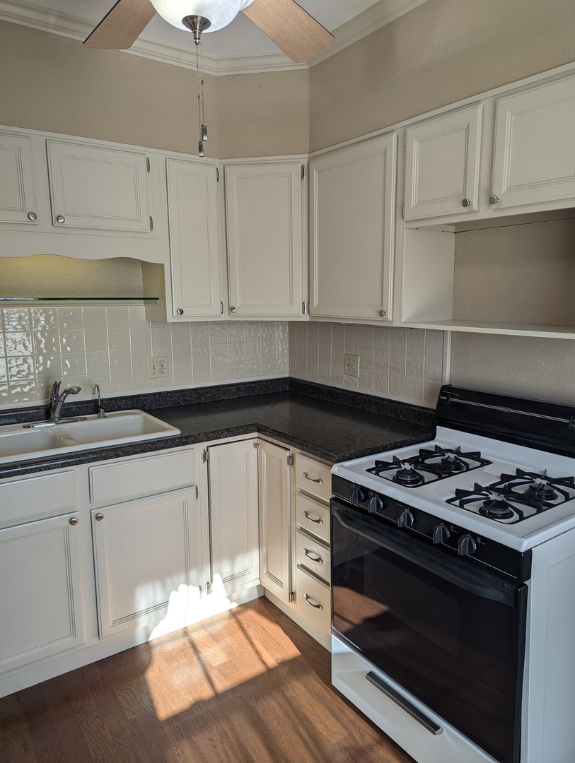 441 W Exchange Street 302 Property Photo 6