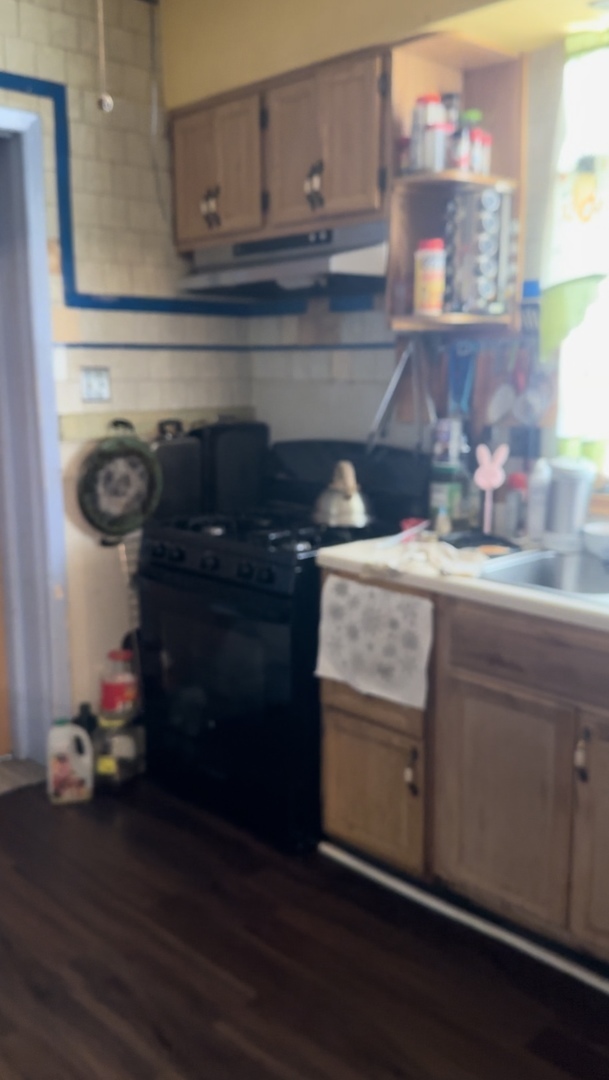 5310 N Spaulding Avenue Property Photo 2