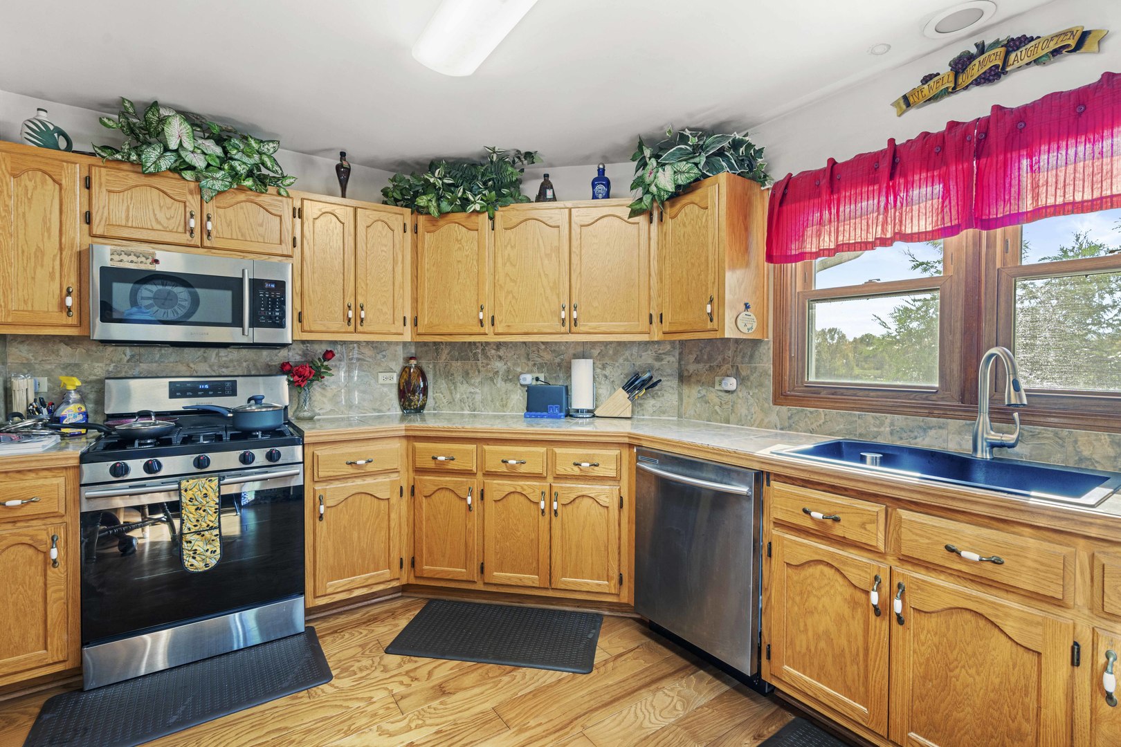2708 Lake Shore Drive 1 Property Photo 11