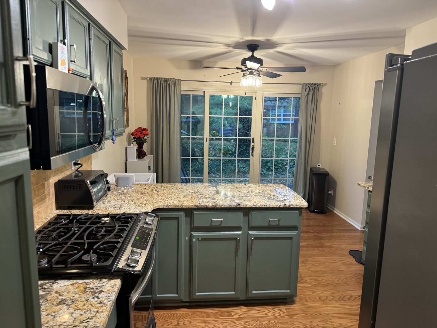 535 Shagbark Drive Property Photo 4