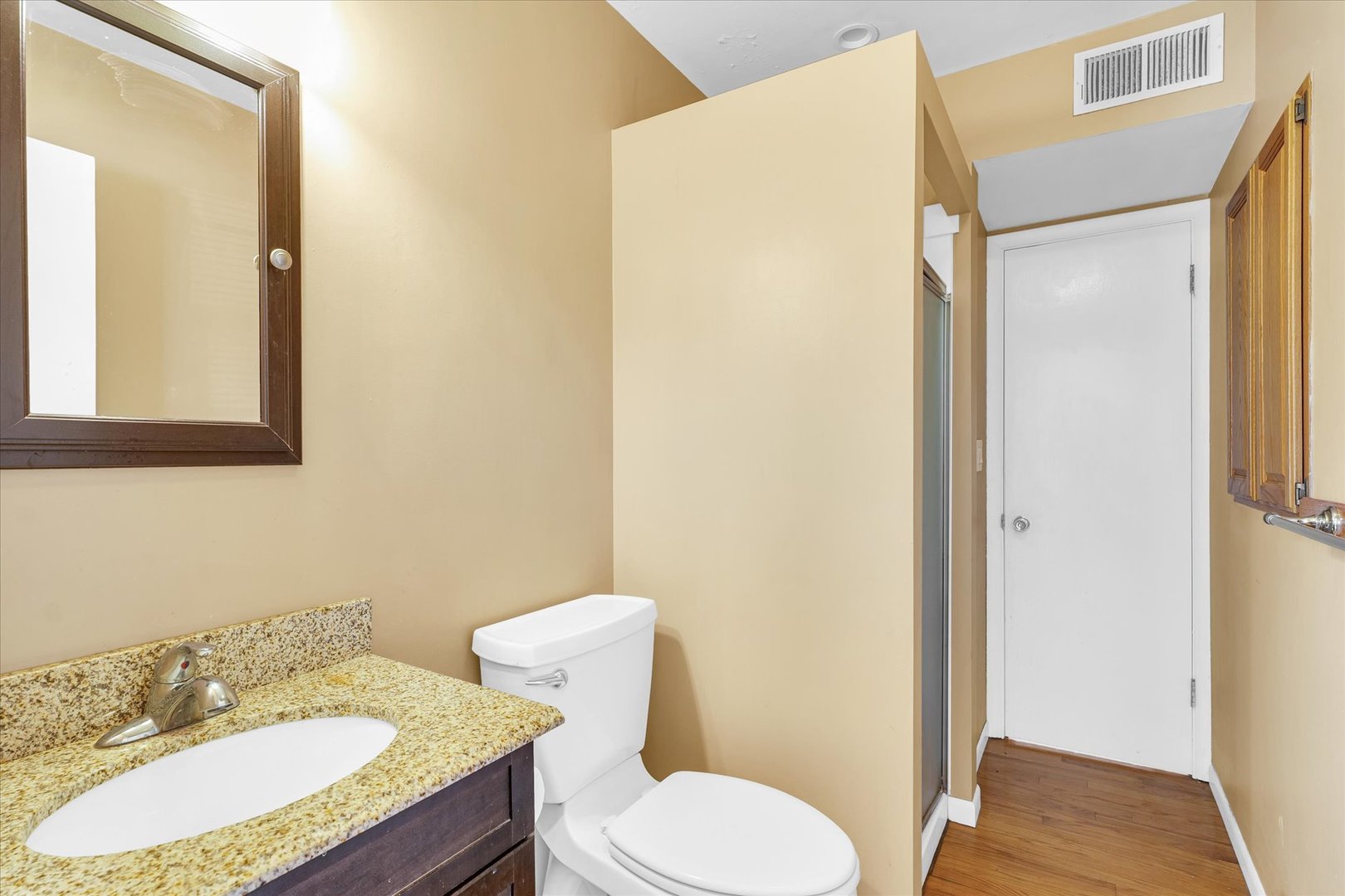 610 E Burkwood Court Property Photo 21