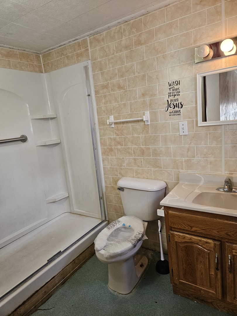 308 E 2nd Street Property Photo 34