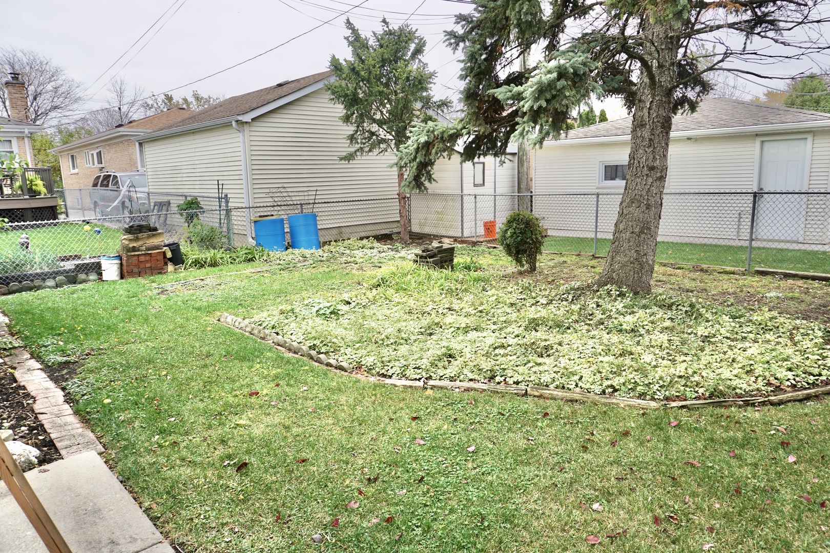 4727 N Newcastle Avenue Property Photo 17