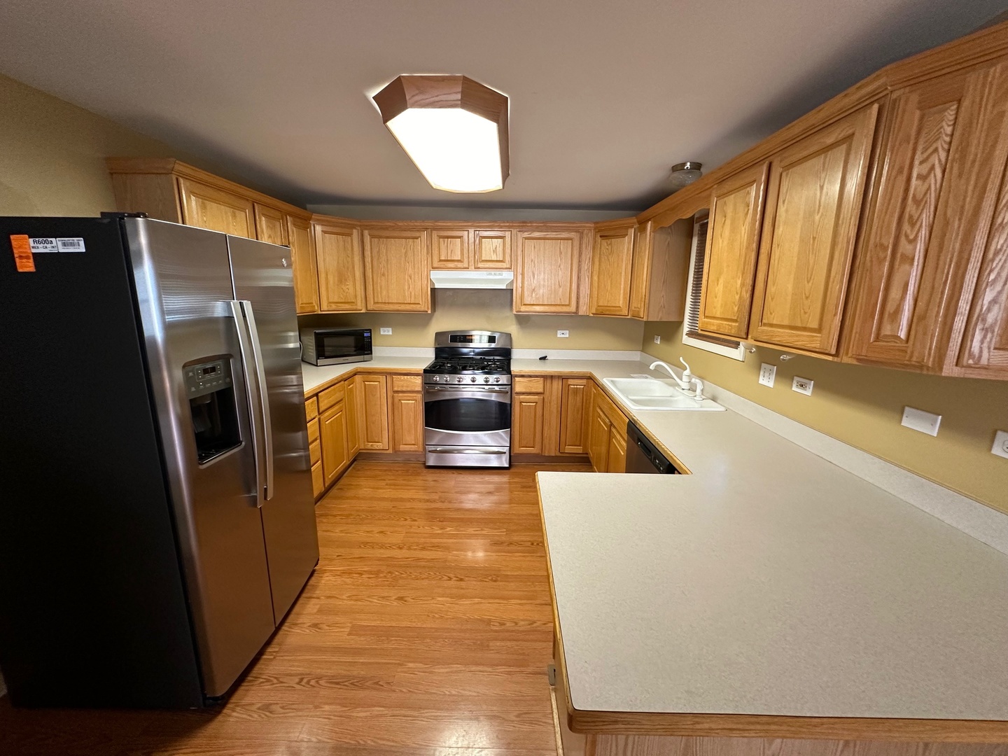 606 S York Street Property Photo 9
