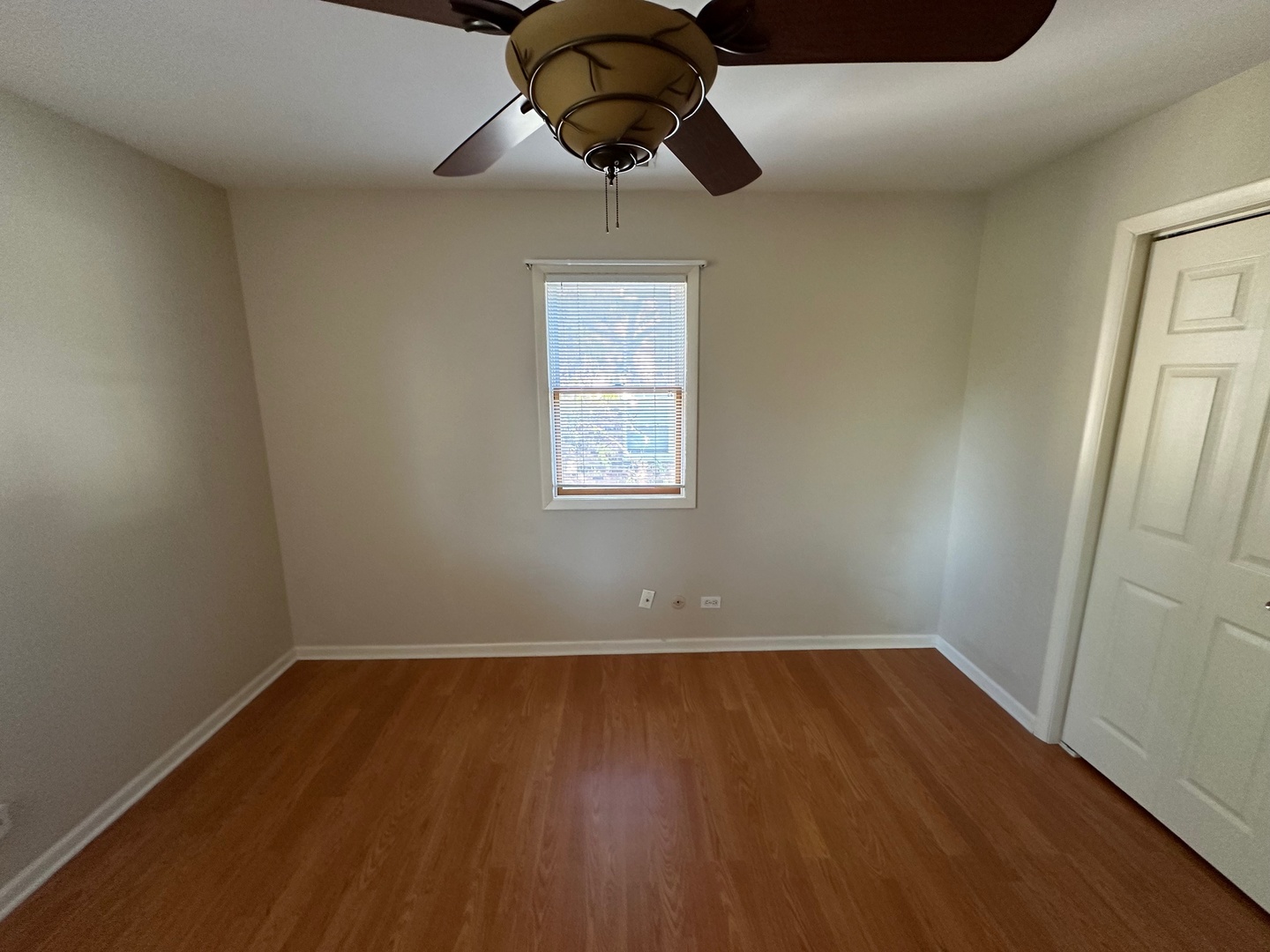 606 S York Street Property Photo 14