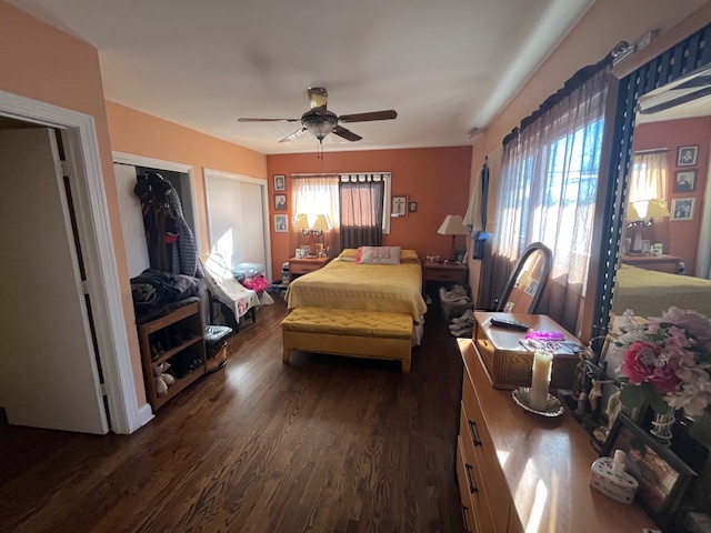 8128 S Kilbourn Street Property Photo 4