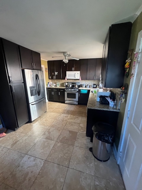 8128 S Kilbourn Street Property Photo 8