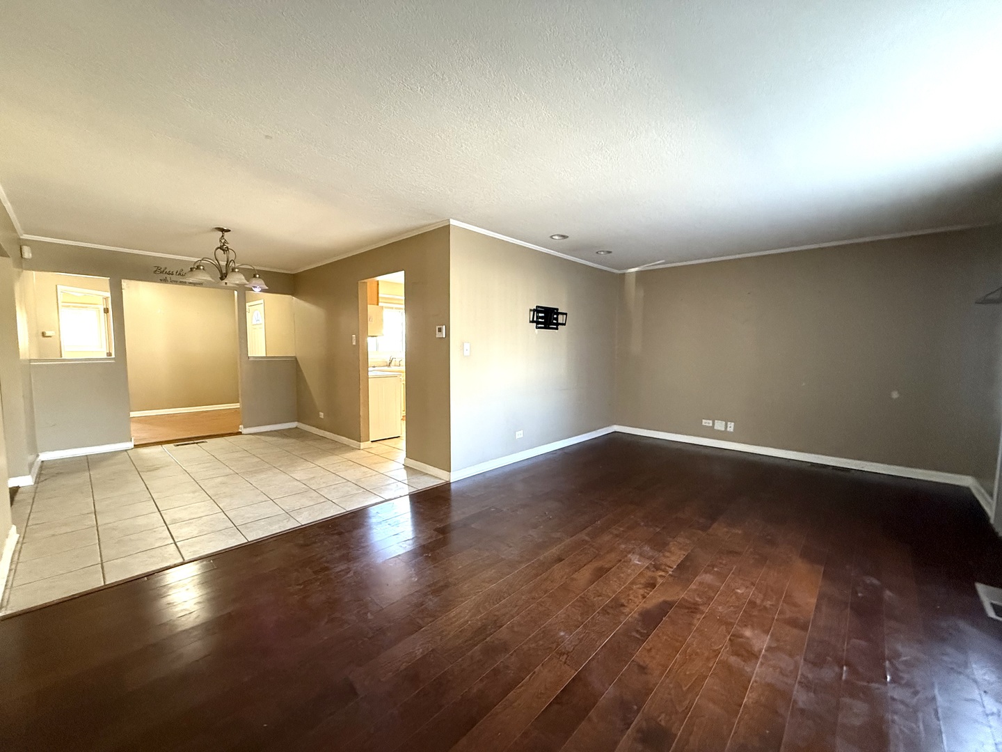 450 Shabbona Drive Property Photo 7