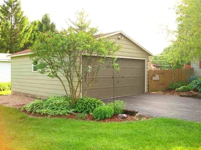 501 Grobe Road Property Photo 4