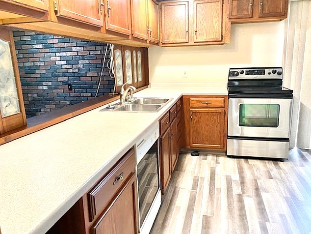 501 Grobe Road Property Photo 8