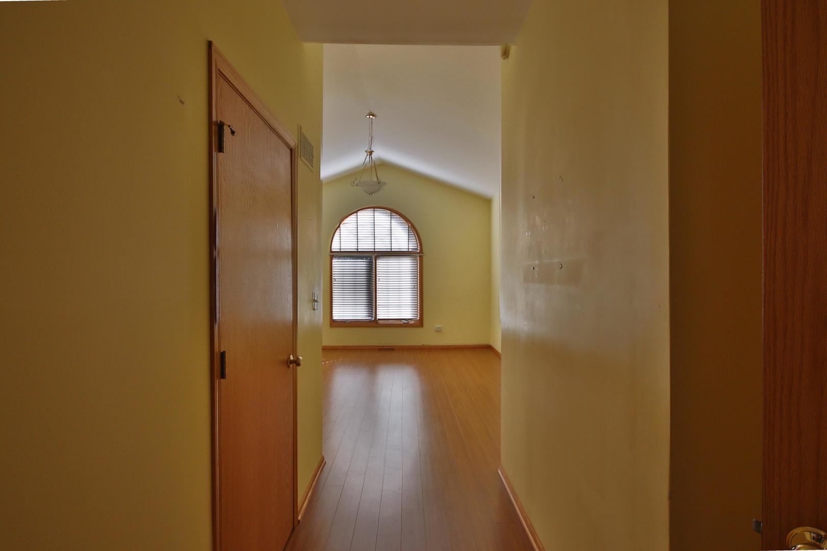 11104 Karen Drive Property Photo 8