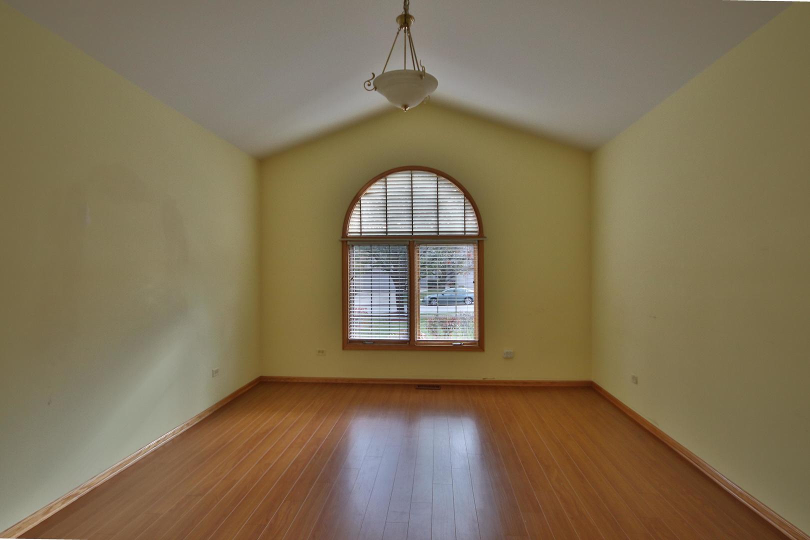 11104 Karen Drive Property Photo 9