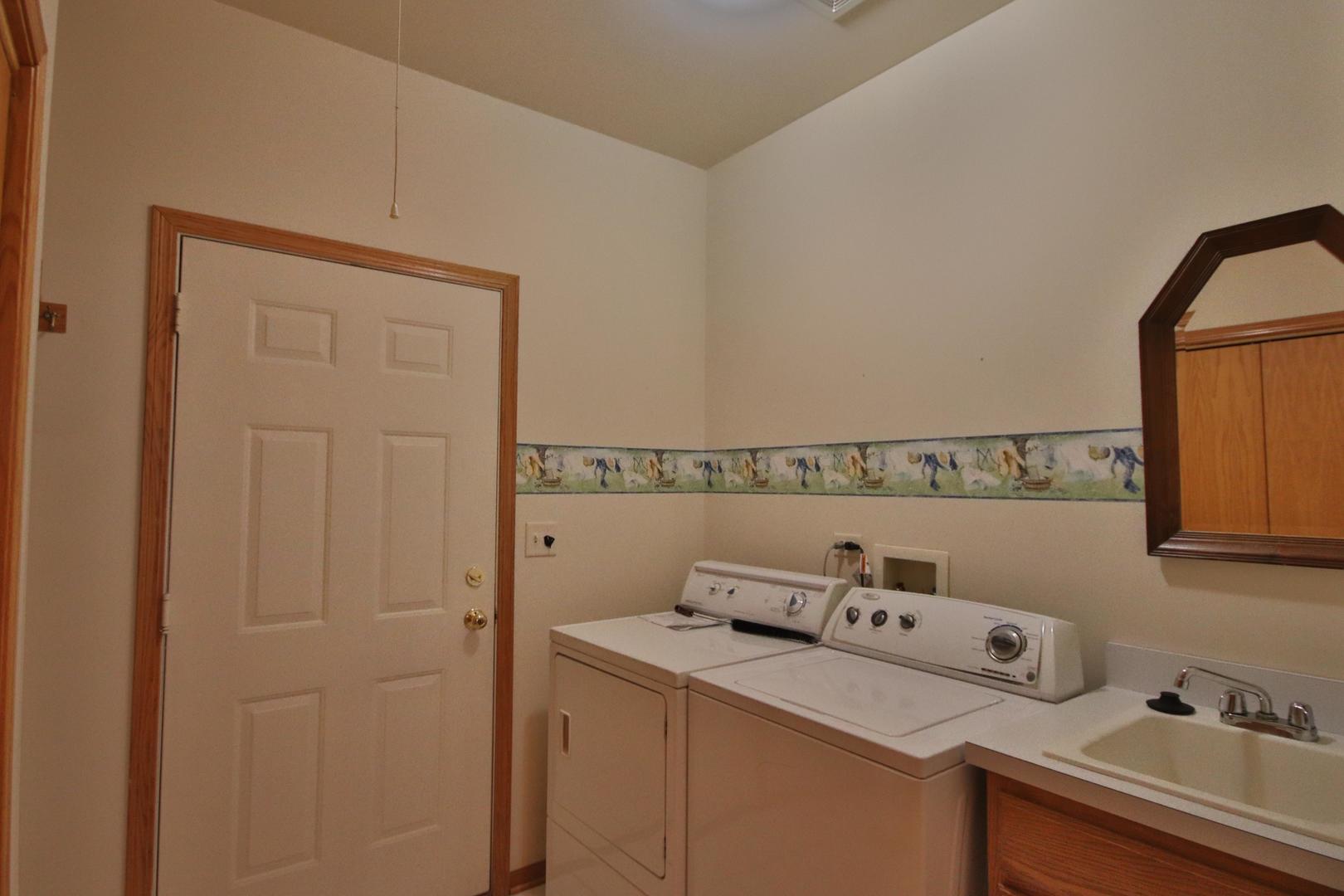 11104 Karen Drive Property Photo 11