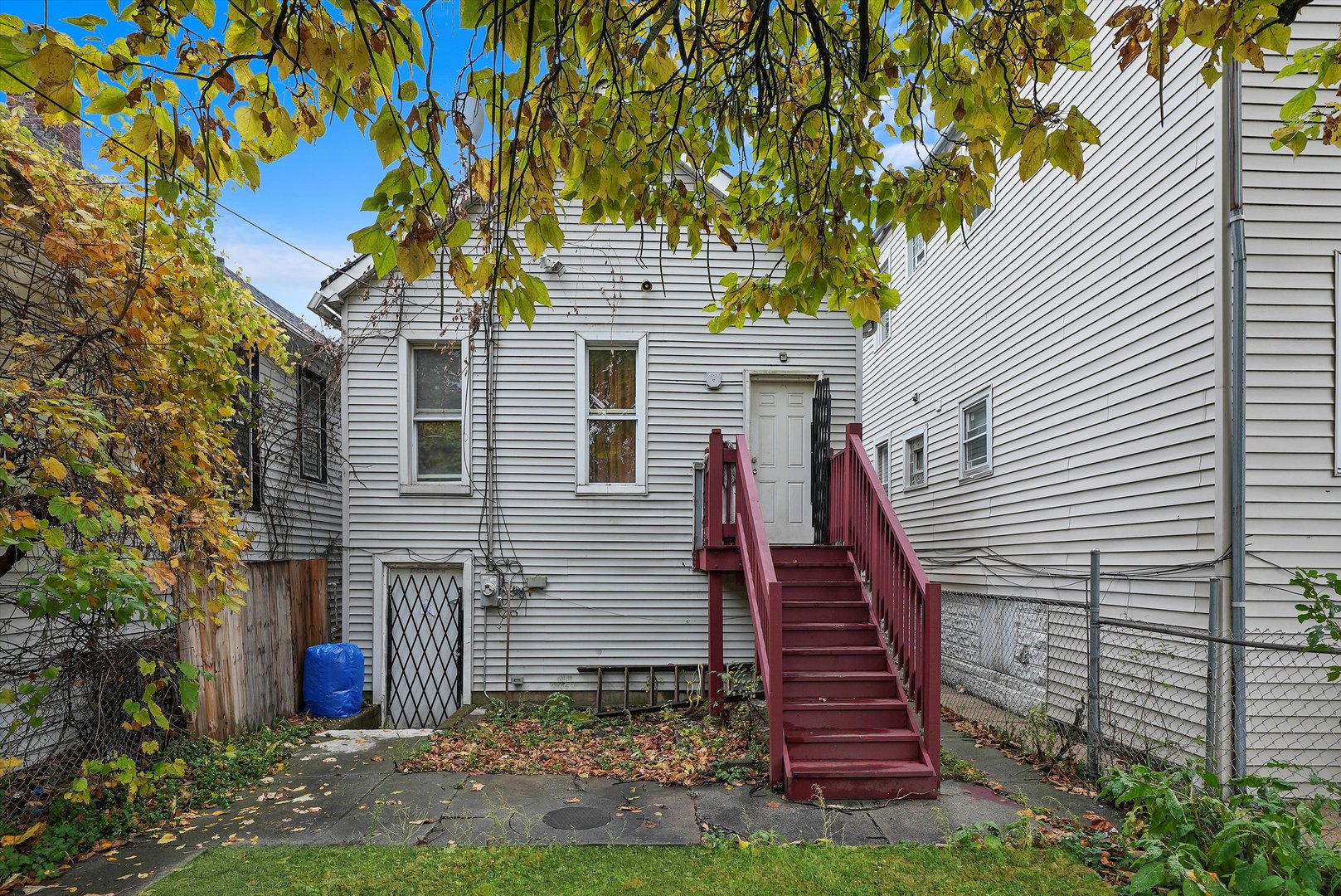 2922 E 78th Place Property Photo 18