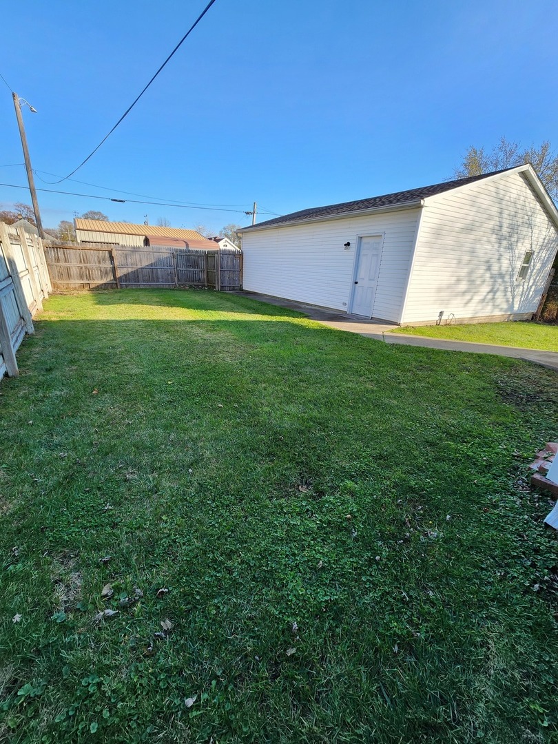1614 Poplar Street Property Photo 11