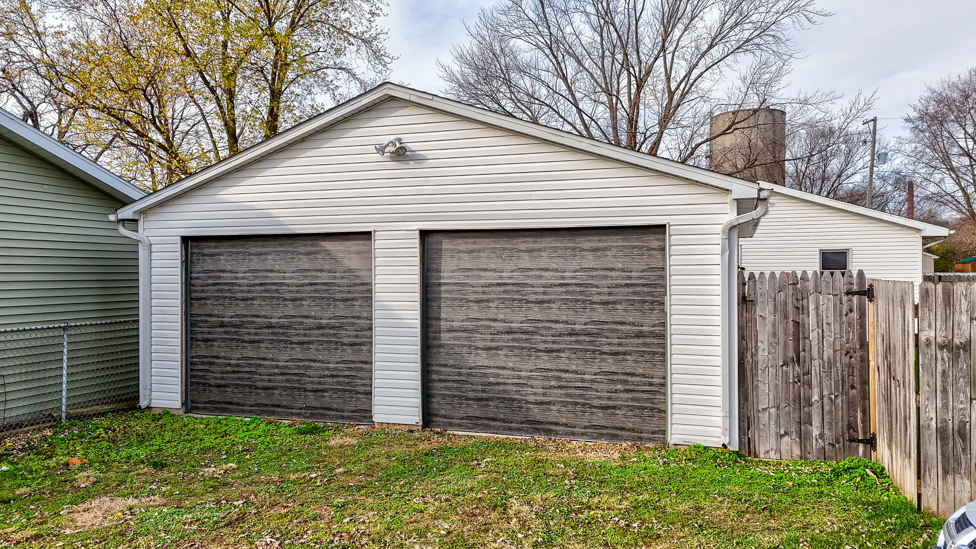 1614 Poplar Street Property Photo 12