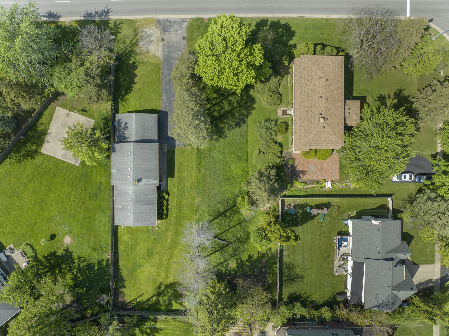 119 E Ogden Avenue Property Photo 2