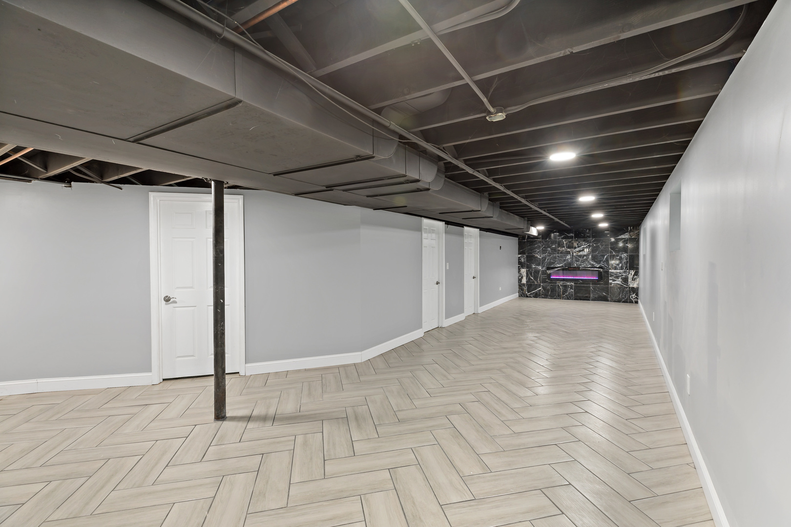 14305 S Wabash Avenue Property Photo 13