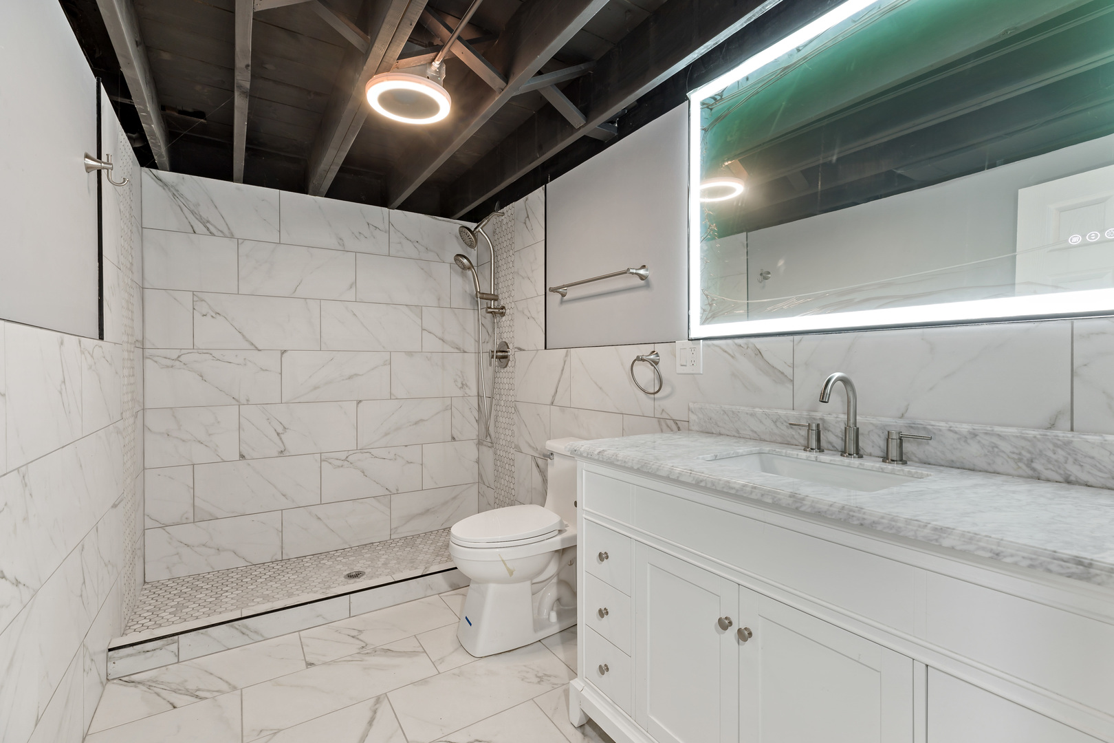 14305 S Wabash Avenue Property Photo 14
