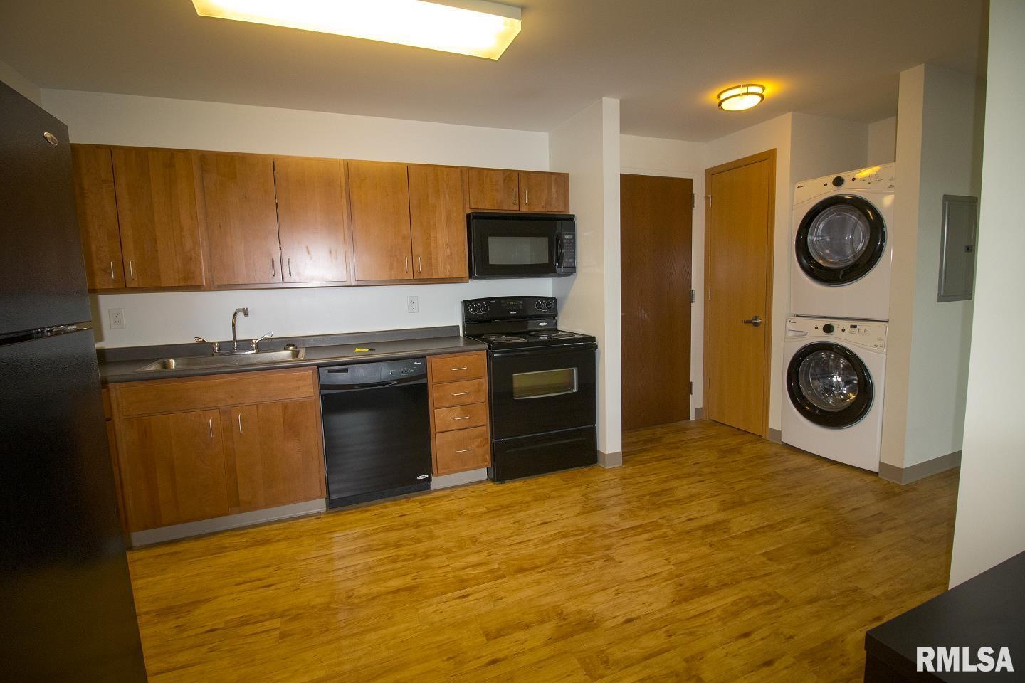 2900 River Dr Drive Property Photo 4