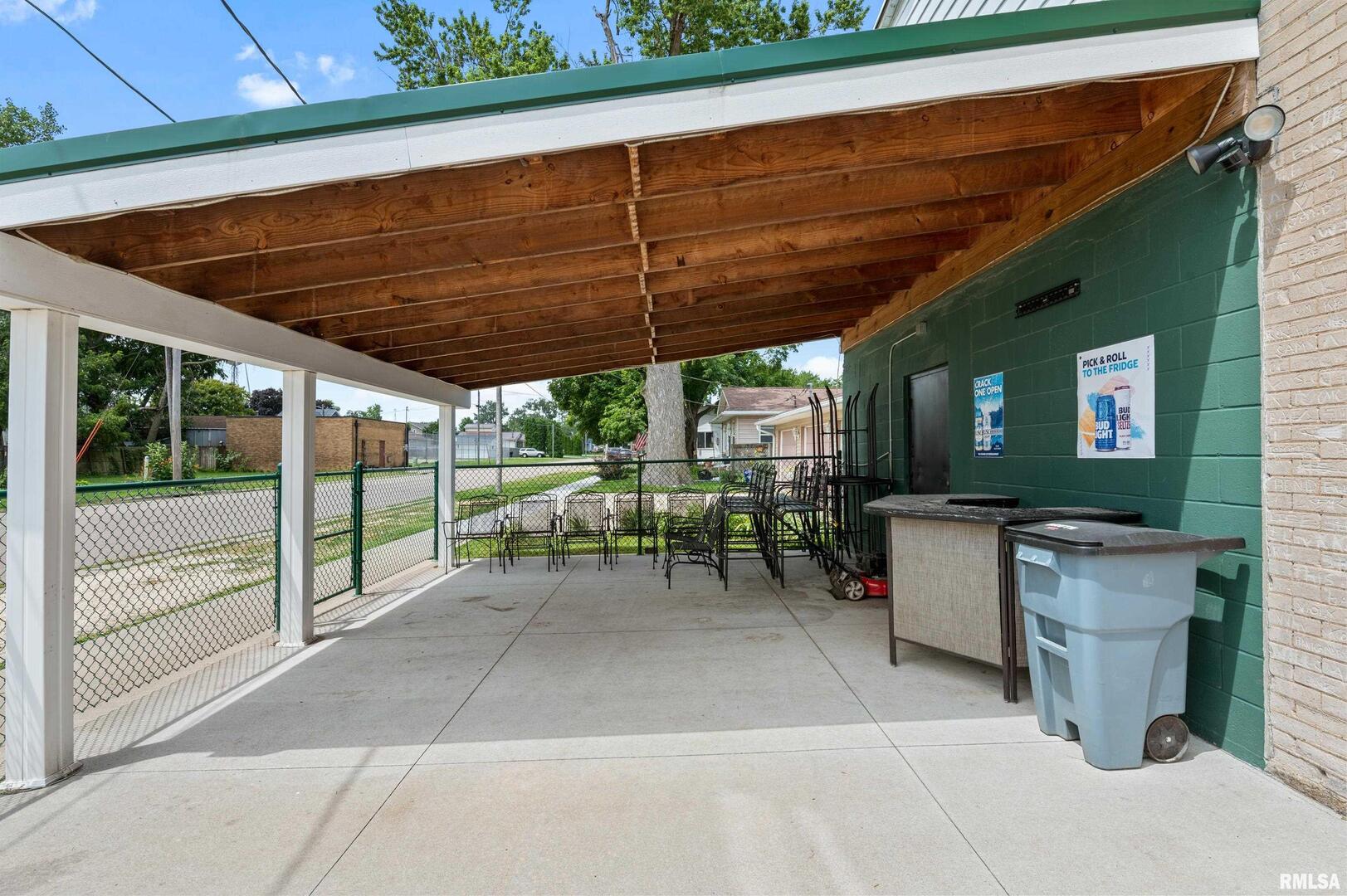 106 3rd Street Property Photo 5