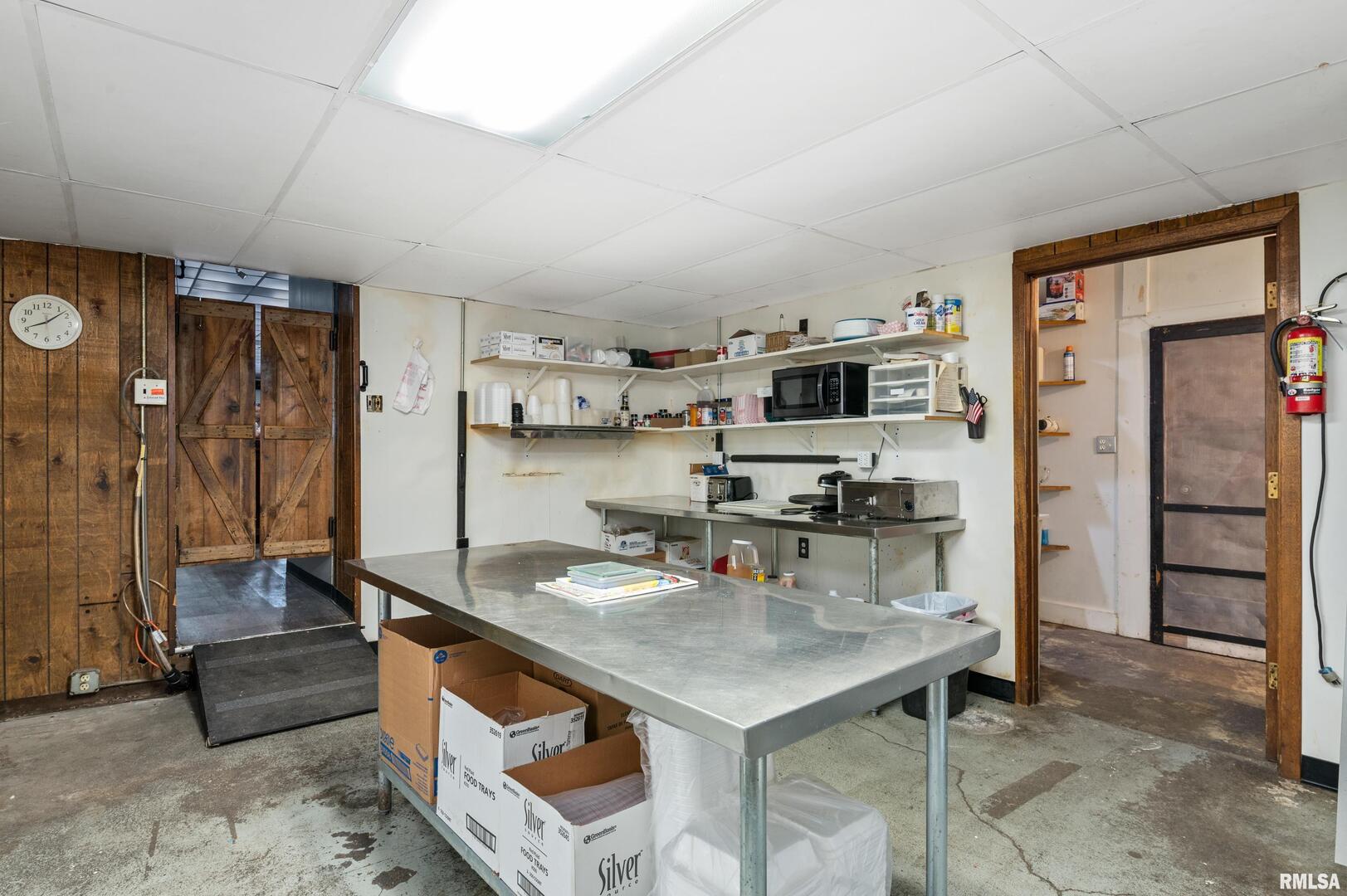 106 3rd Street Property Photo 17