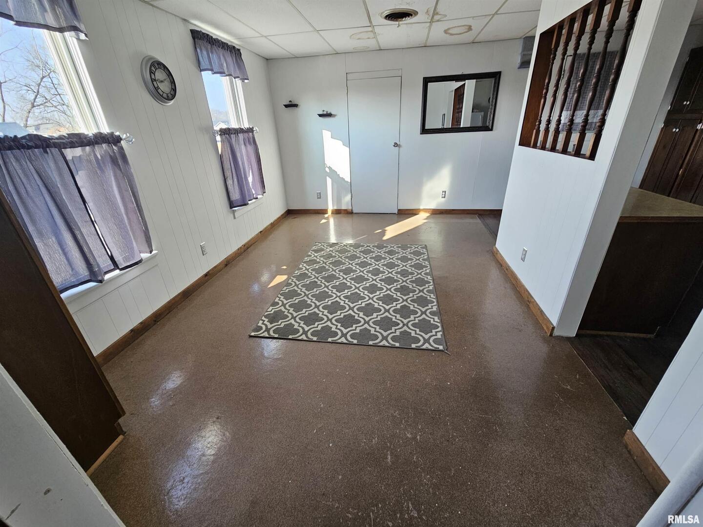 106 3rd Street Property Photo 27