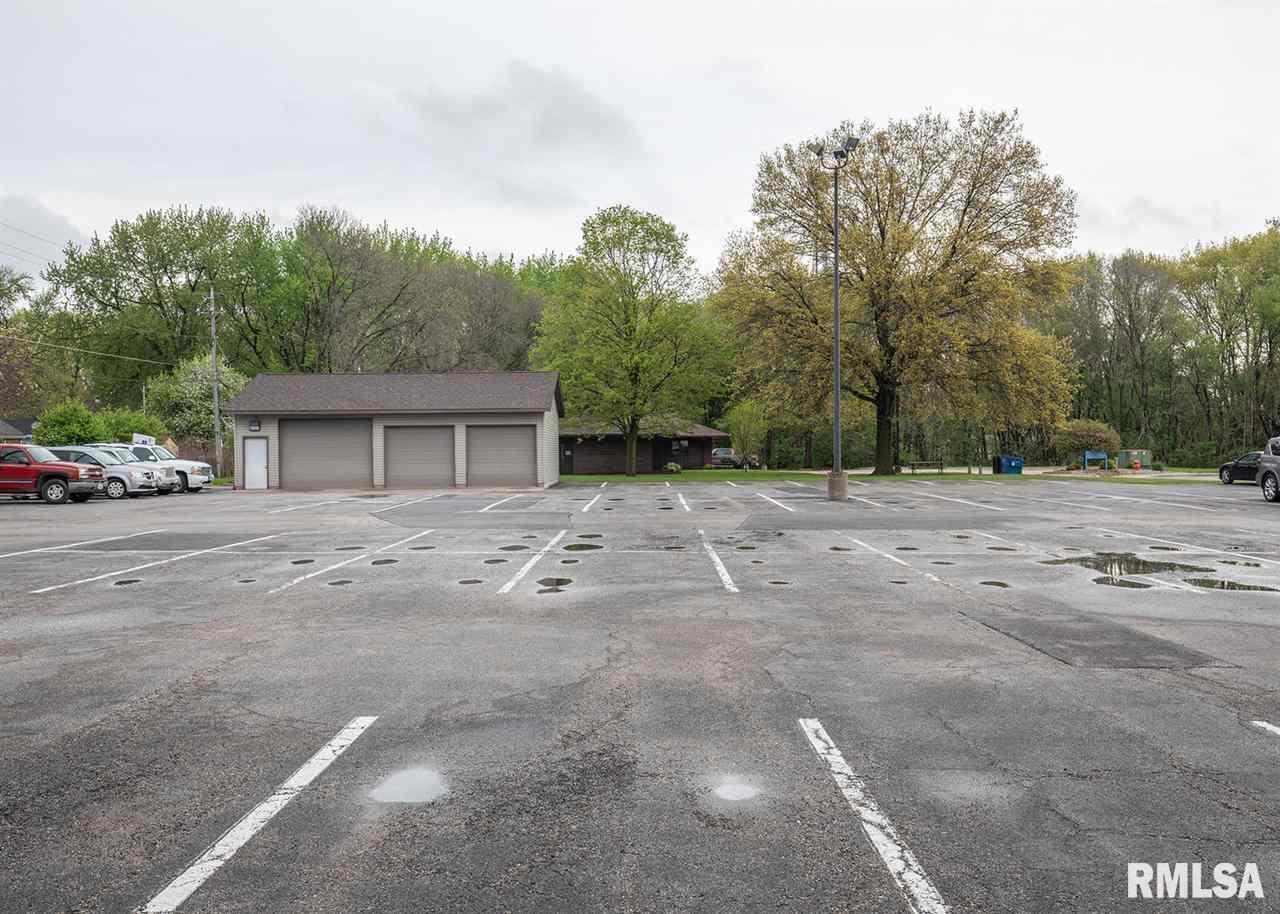 2121 47th Street Property Photo 15