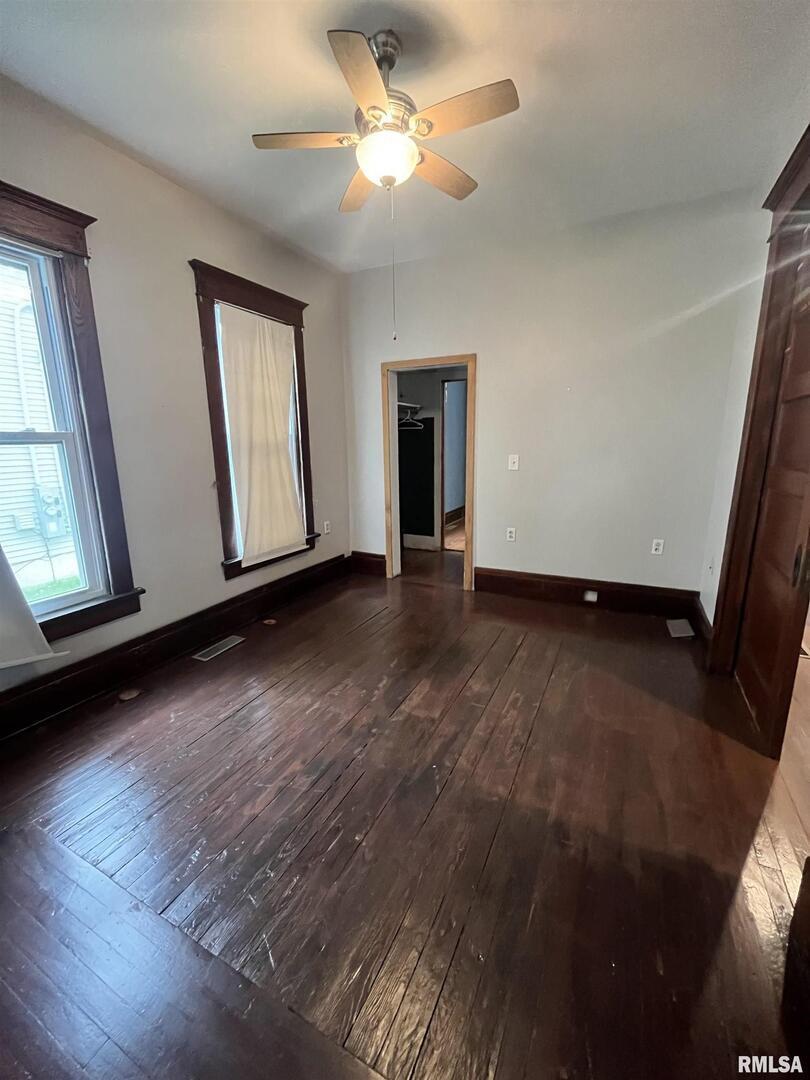 226 2nd Avenue Property Photo 8