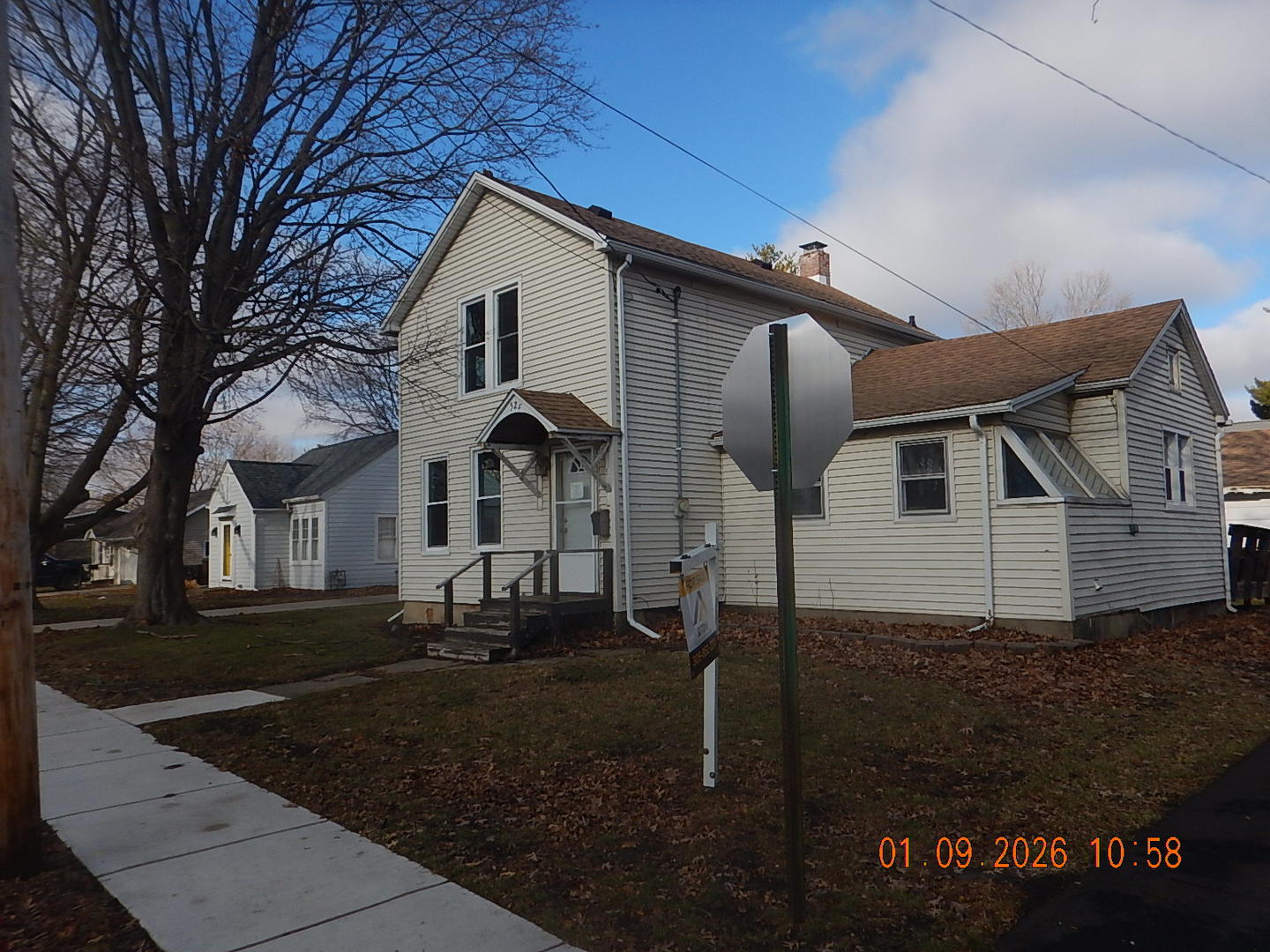 525 E Marion Street Property Photo 10
