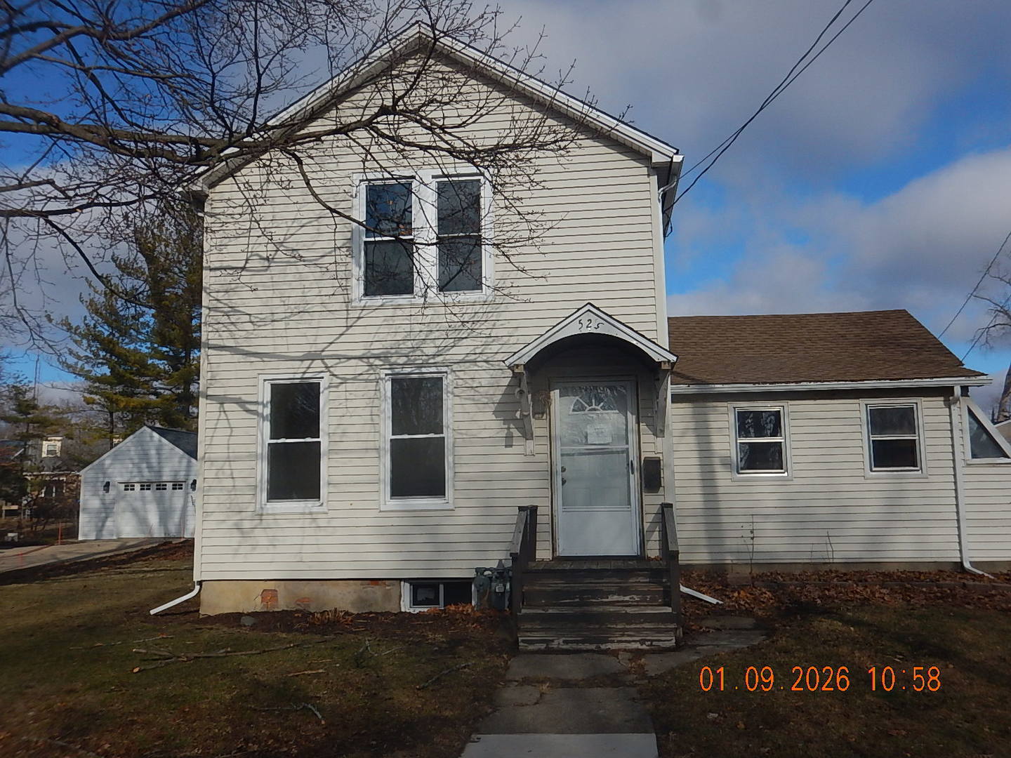 525 E Marion Street Property Photo 13